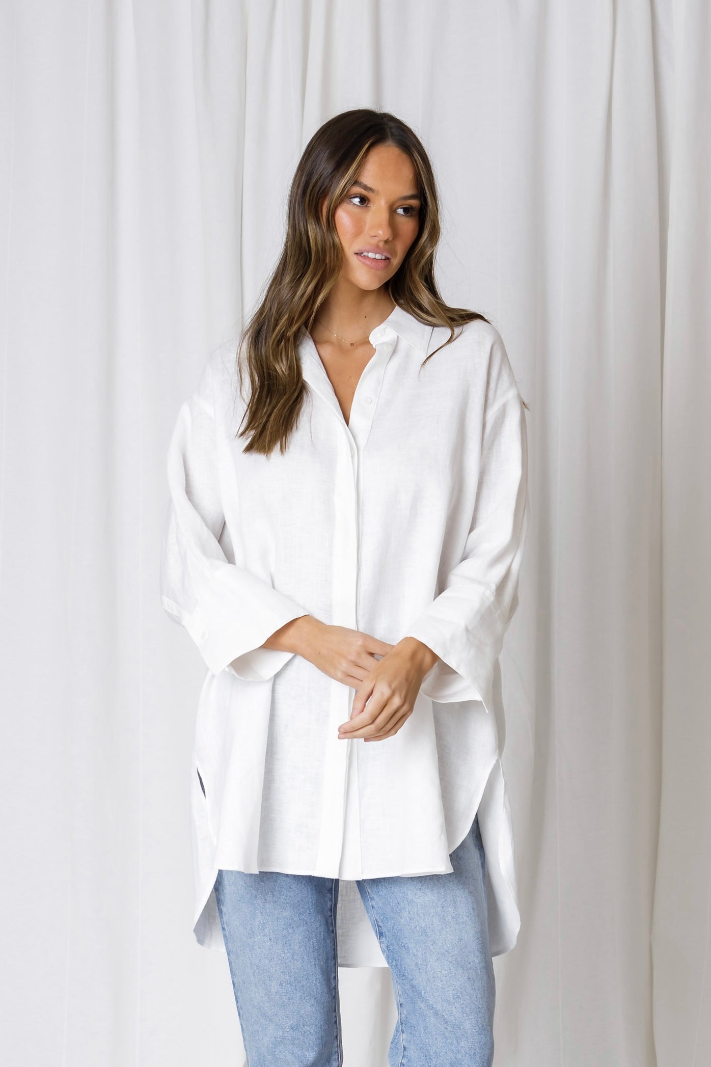NIVARA LINEN CUFFED SHIRT | MINIMALIST COLLECTIVE