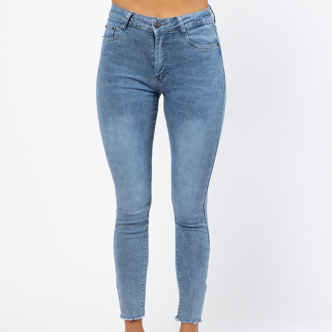 Paper Heart Vintage Skinny Jeans - Dark Wash