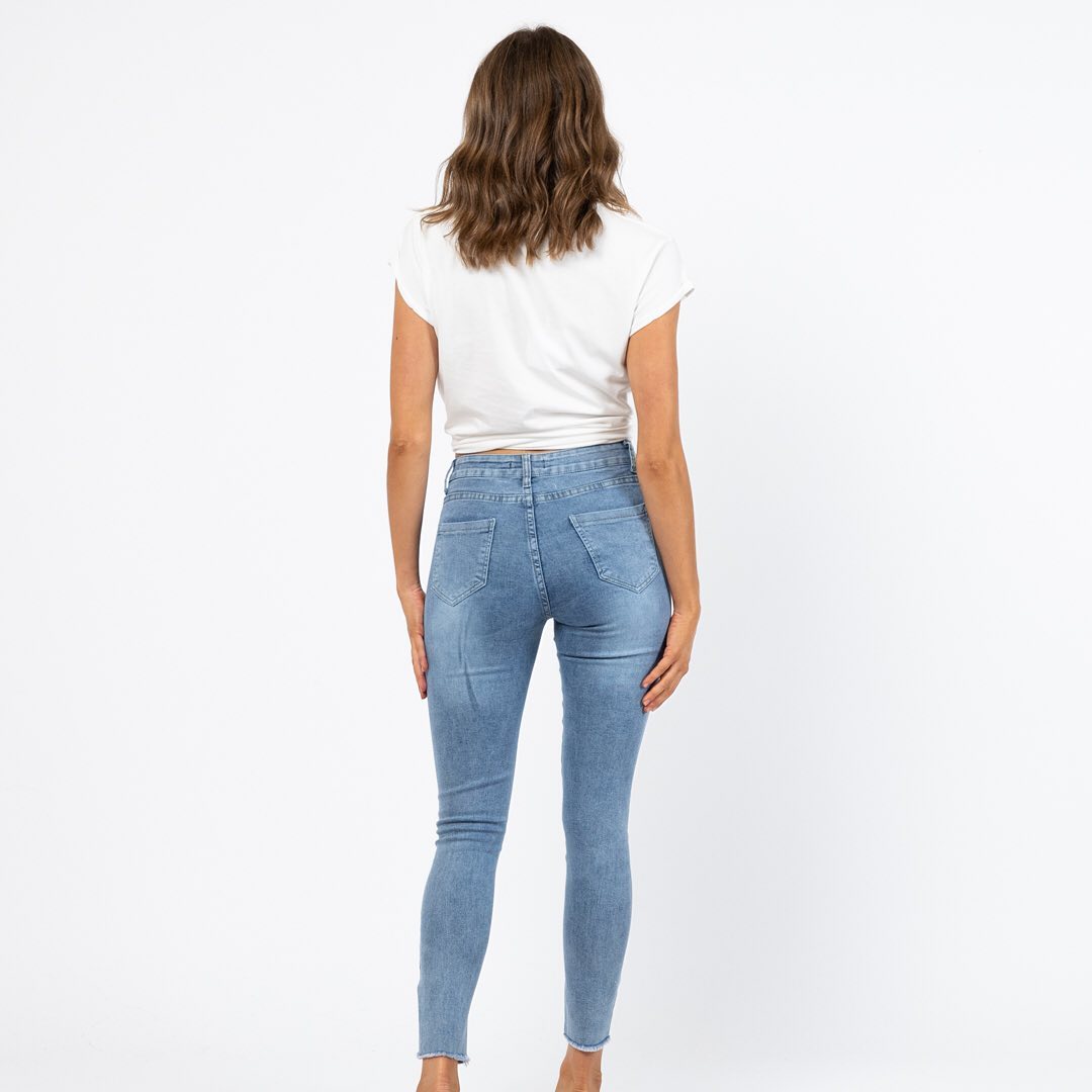 Paper Heart Vintage Skinny Jeans - Dark Wash
