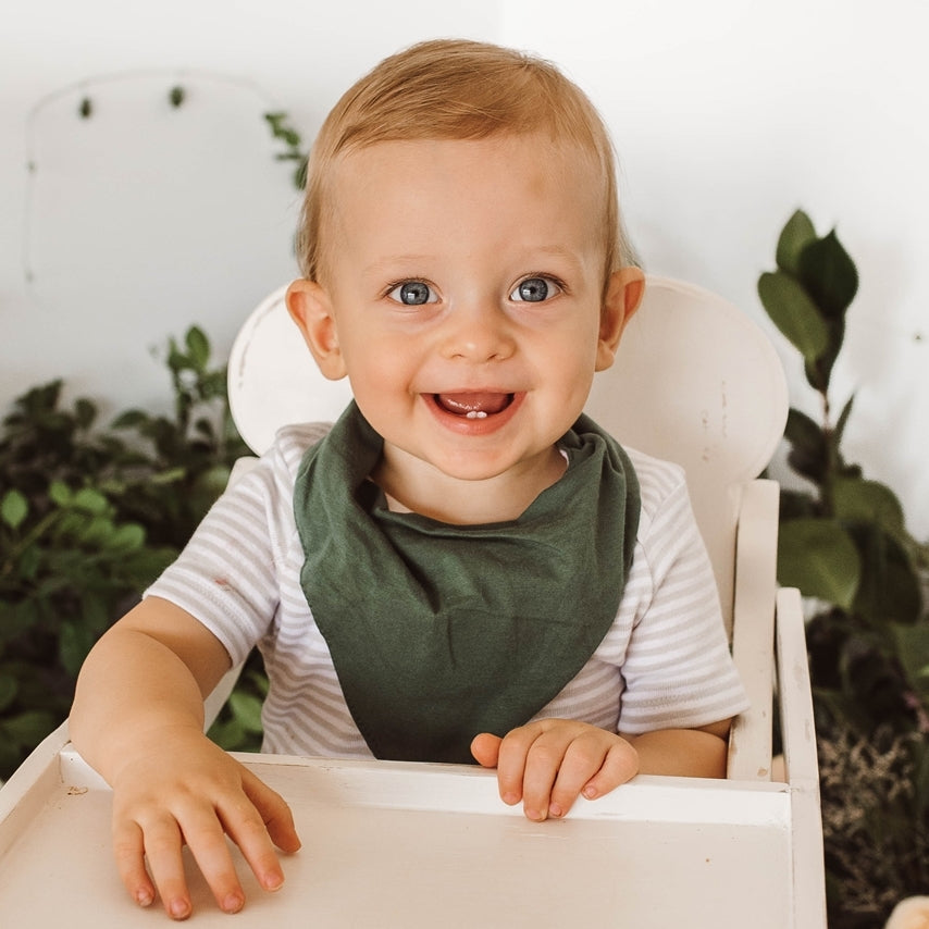 SNUGGLE HUNNY OLIVE DRIBBLE BIB