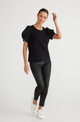 Brave + True Abigail Tee | Black
