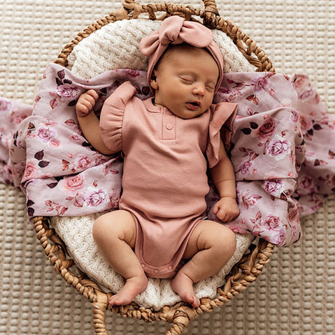 Snuggle Hunny | Bronze | Diamond Knit Baby Blanket