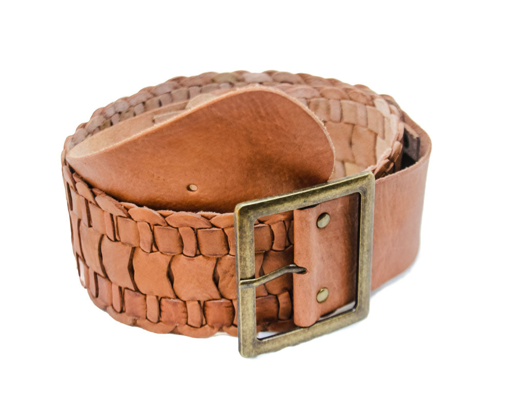Armadillo wide leather belt